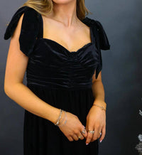 So Me - Velvet Feminine Holiday Dress With Ribbon Strap