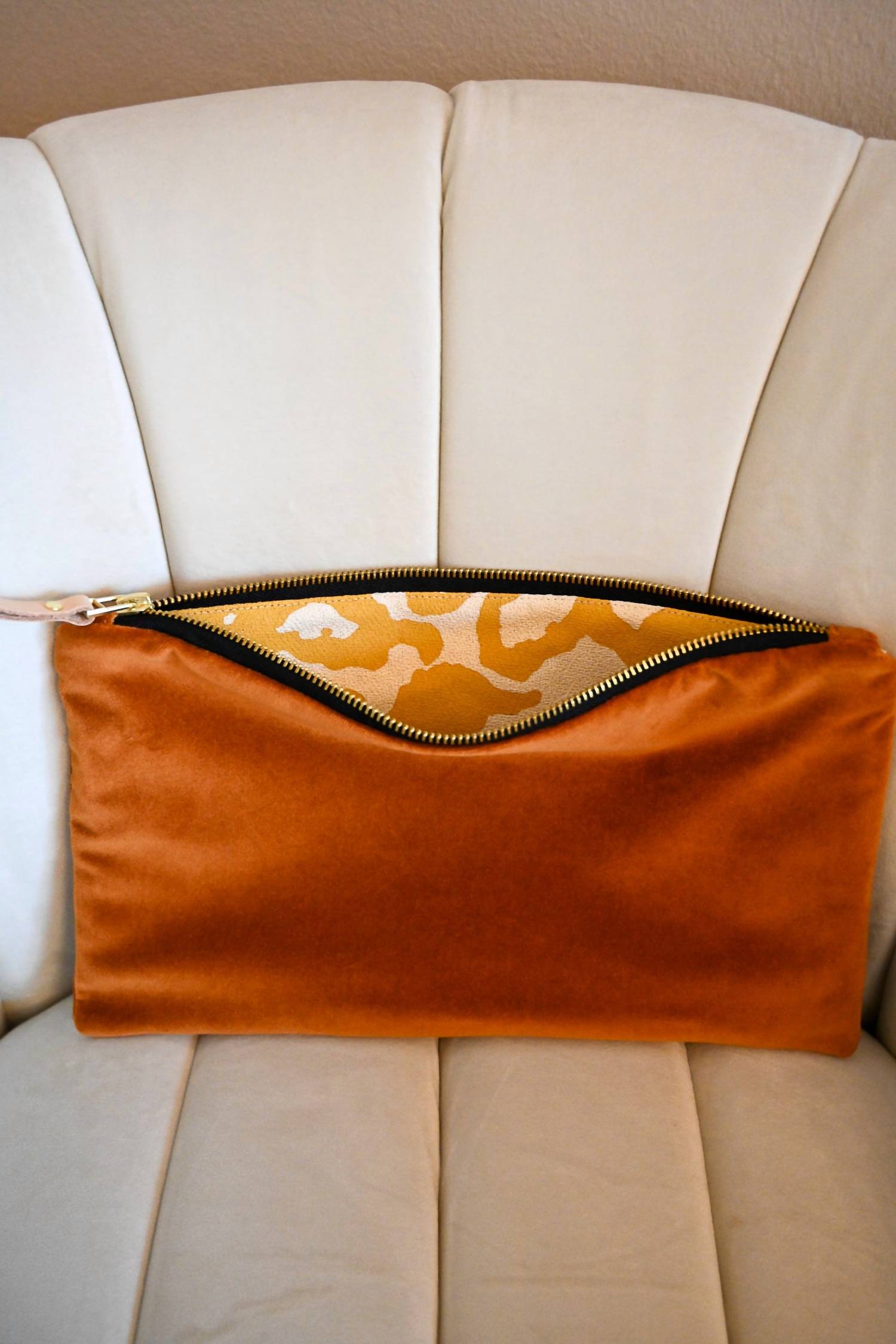 Erin Flett - Women's Velvet Clutch Bag
