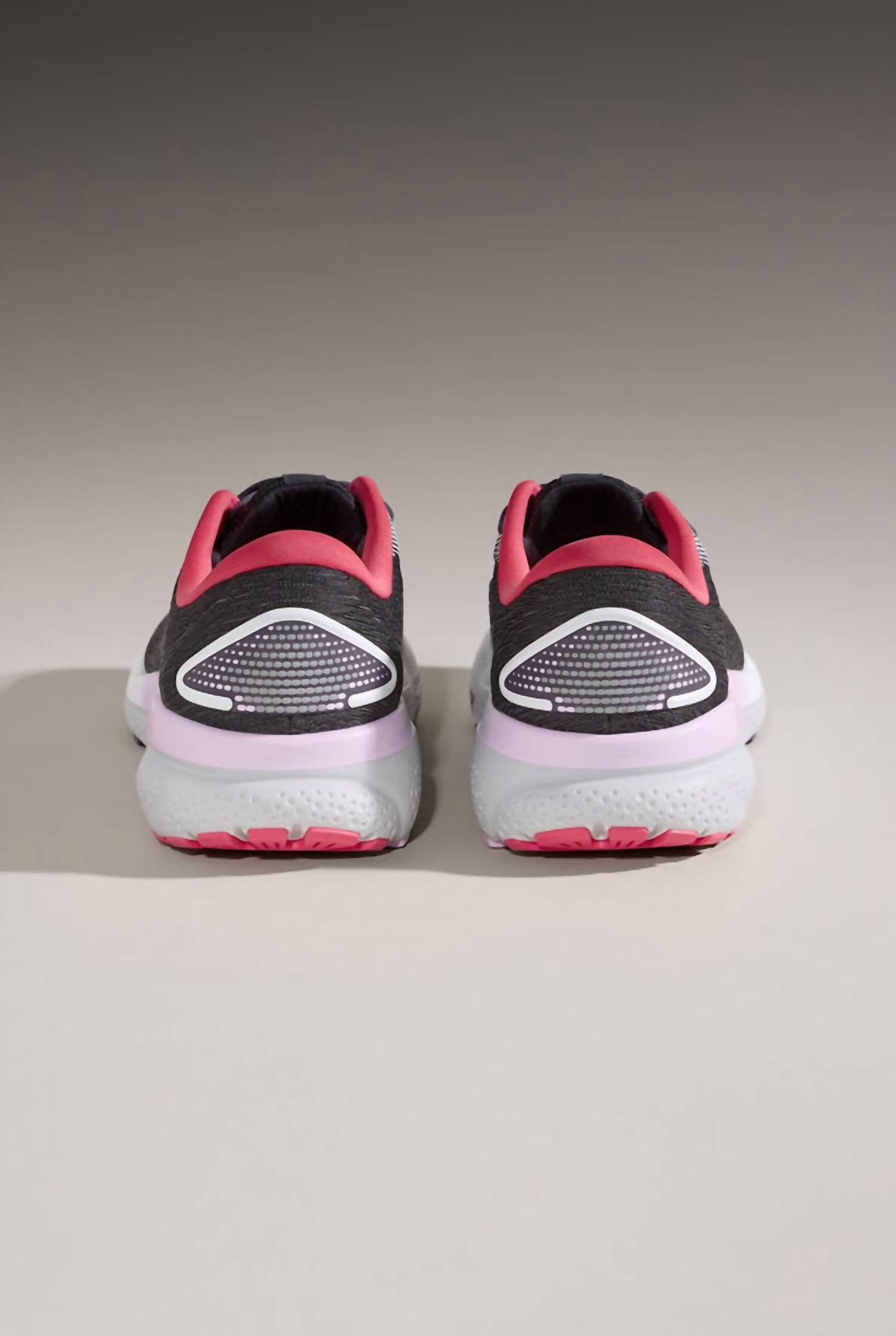 Brooks - Women's Ghost 16 Running Shoes