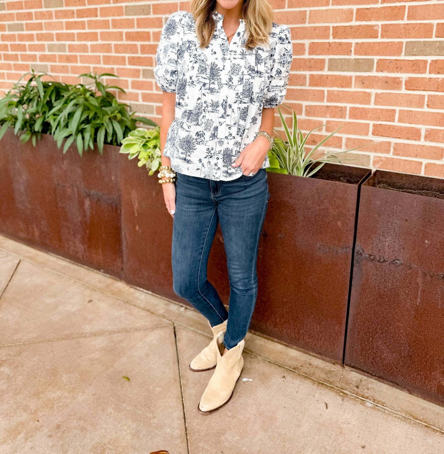 Sugarlips - Renzo Toile Court Button Down Top