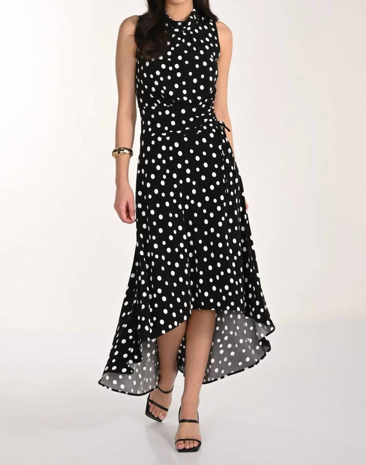 Frank Lyman - Sleeveless Polka dot dress