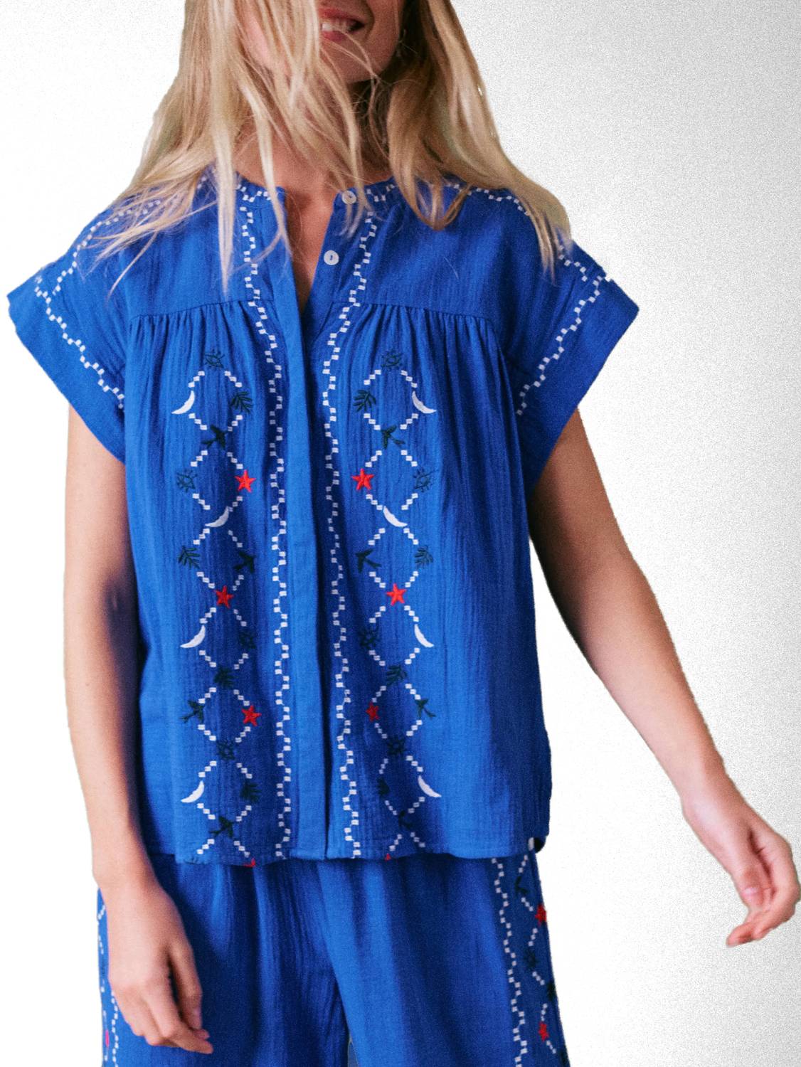 Cape Cove - Coves Embroidered Top