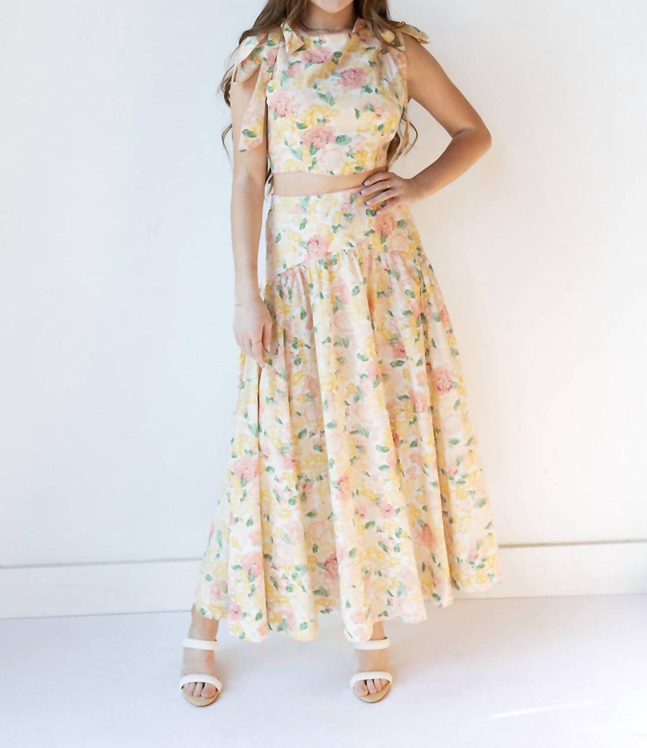 Mable - Daphne Sleeveless Tie Back Top