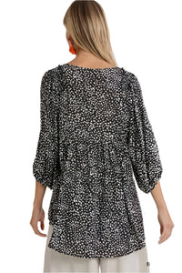 Umgee - Babydoll Keyhole Blouse