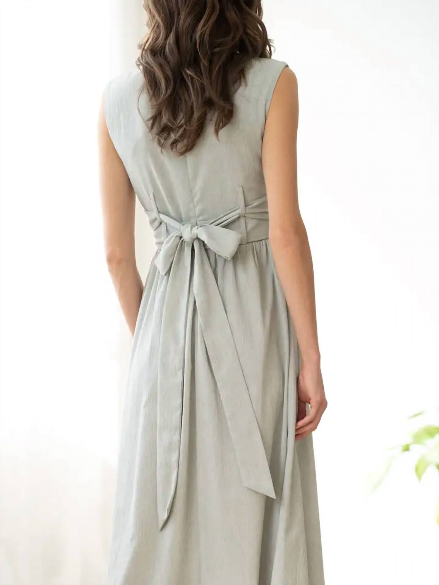 Elle Grey - Sleeveless Fit & Flare Midi Dress With Waist Detail