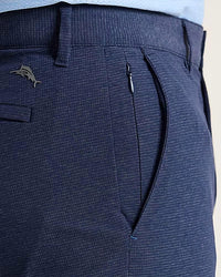 Tommy Bahama - Chip Shot Islandzone 9-inch Shorts