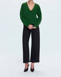 Pistola - V-neck Long Sleeve Pullover