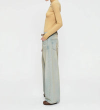 6397 Roomy Jean in ghost blue - women's jeans - view 5
