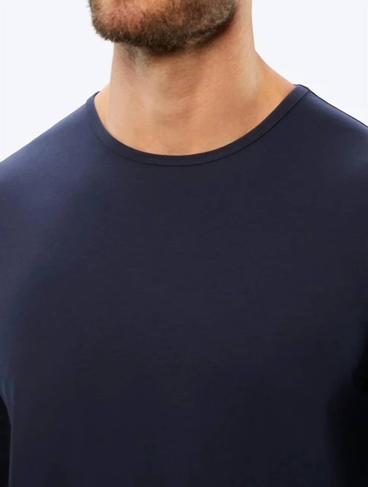Cuts - Ao Long Sleeve Curve Hem Tee