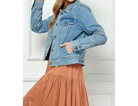 Veveret - Cropped Jacket With Asymmetric Seam