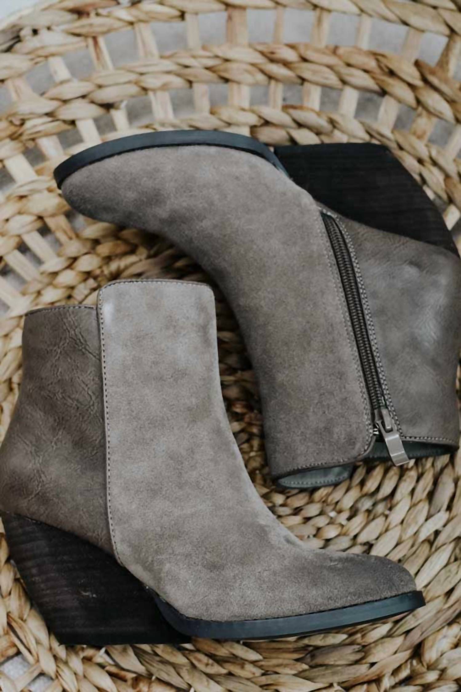Very Volatile - Women's Indie Wedge Ankle Bootie