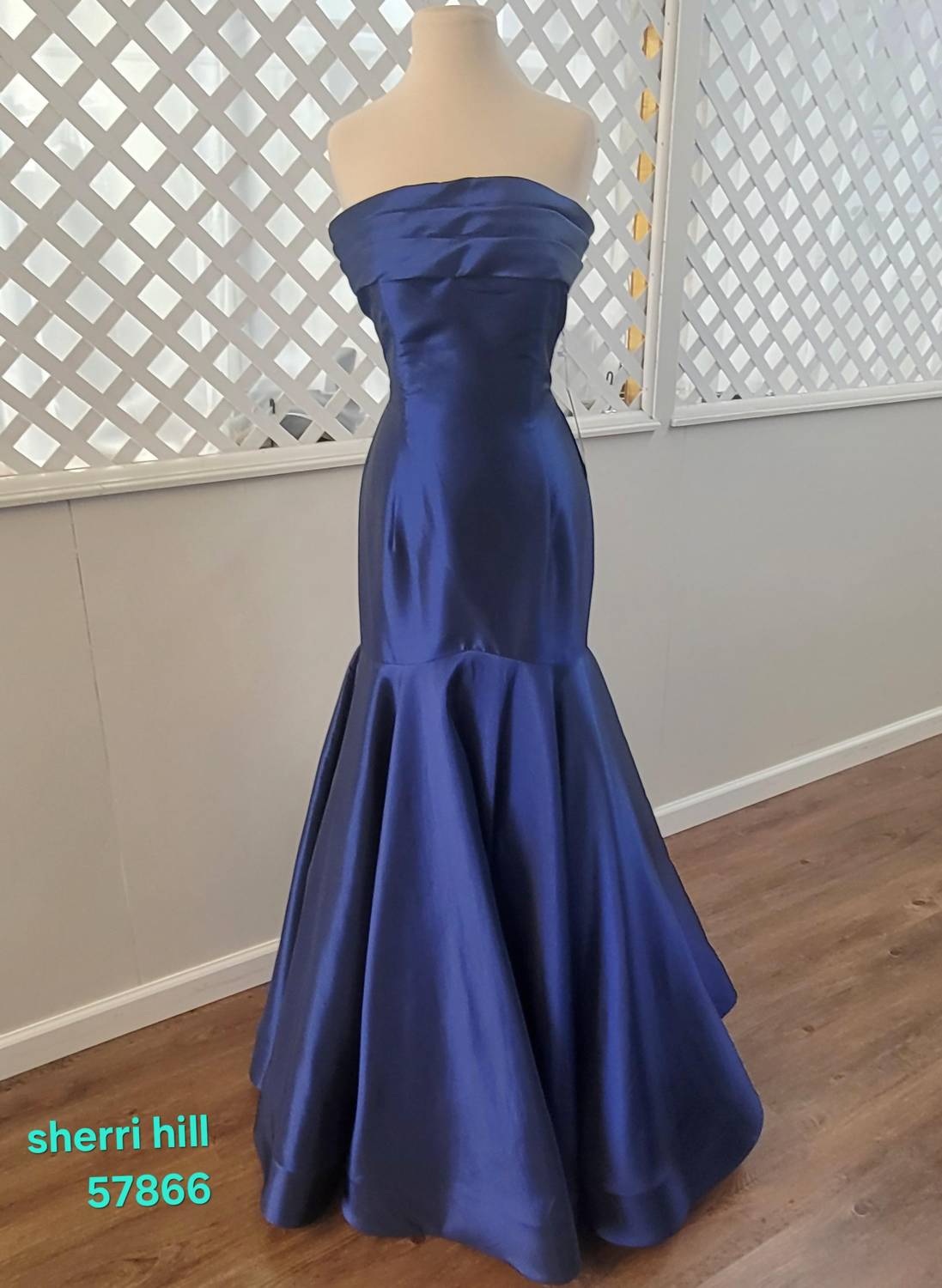 Sherri Hill - Women's Mermaid Strapless Dress