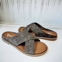 Very G - Women's Tawney Tooled Sandal