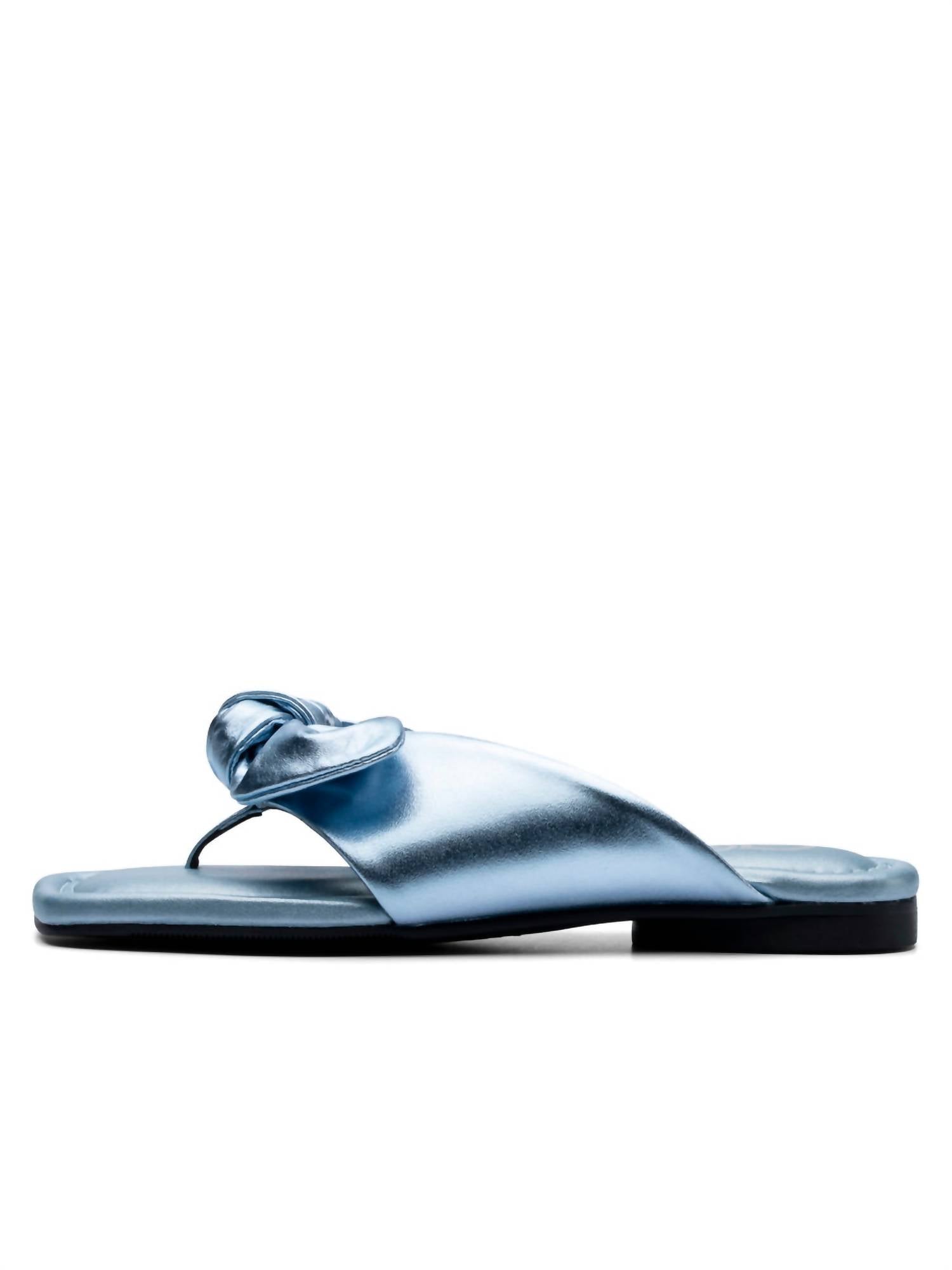 BOWTHONG SANDAL