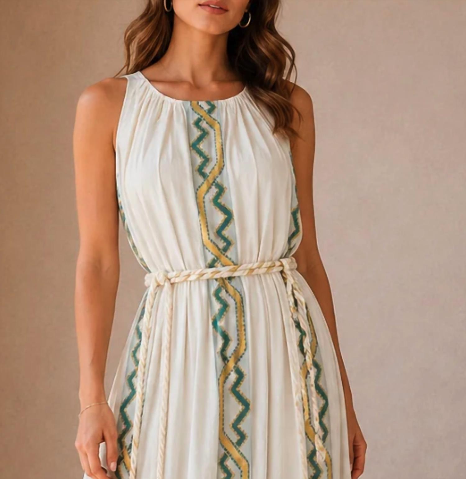 Mystery Resort - Verde Maxi Dress