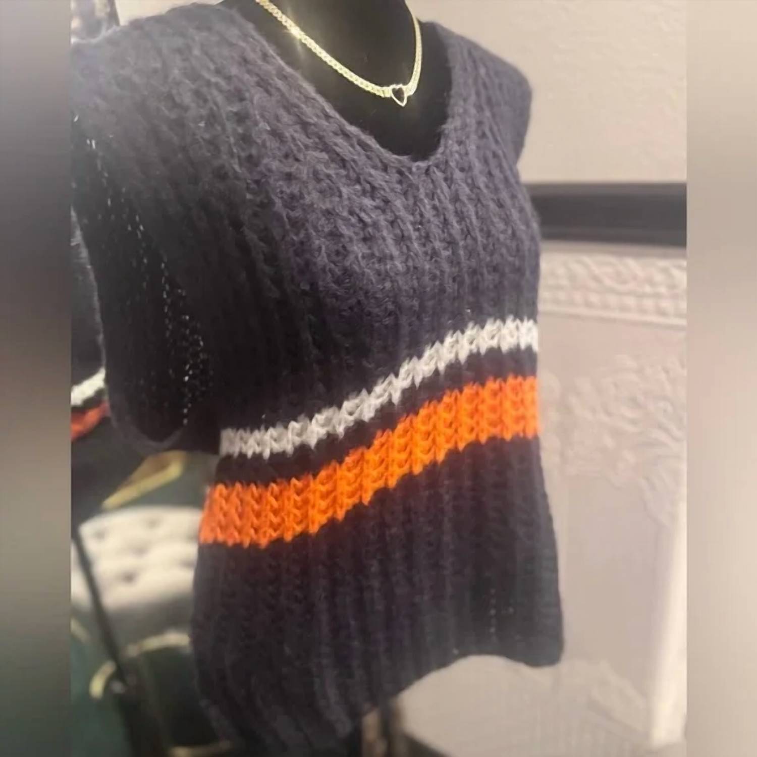 Milio Milano - Women's Striped V-neck Knit Sweater Vest