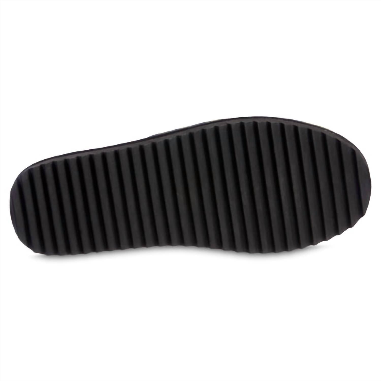 Isotoner - Men's Recycled Cooper Scuff Slipper