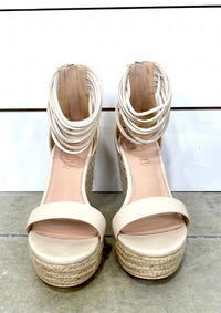Oasis Society - Women's Rosalie Wedge Heel