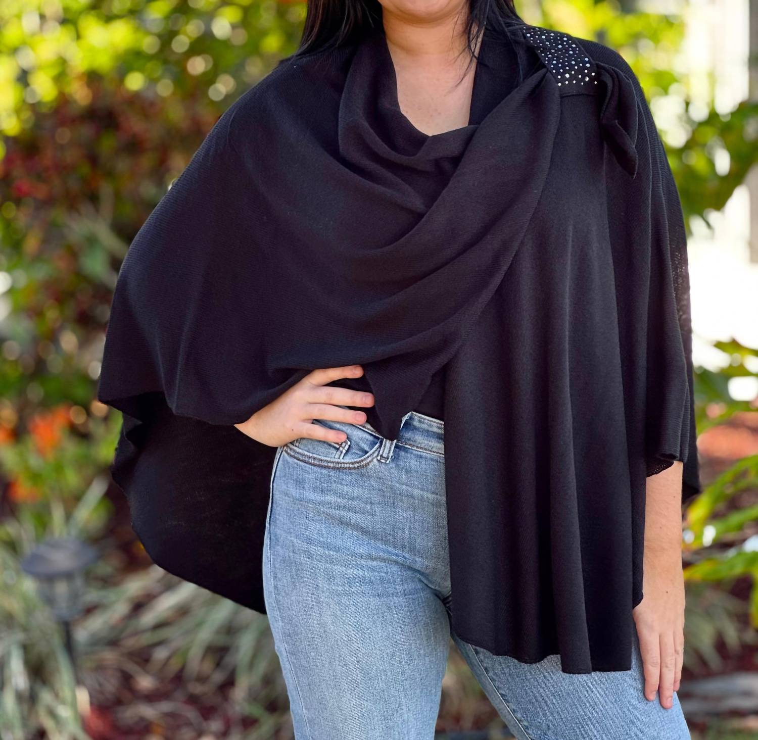 Coco + Carmen - Kiara Pull Through Wrap