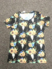 Blank - Women's Short Sleeve Tee With Floral Bull Skull Print