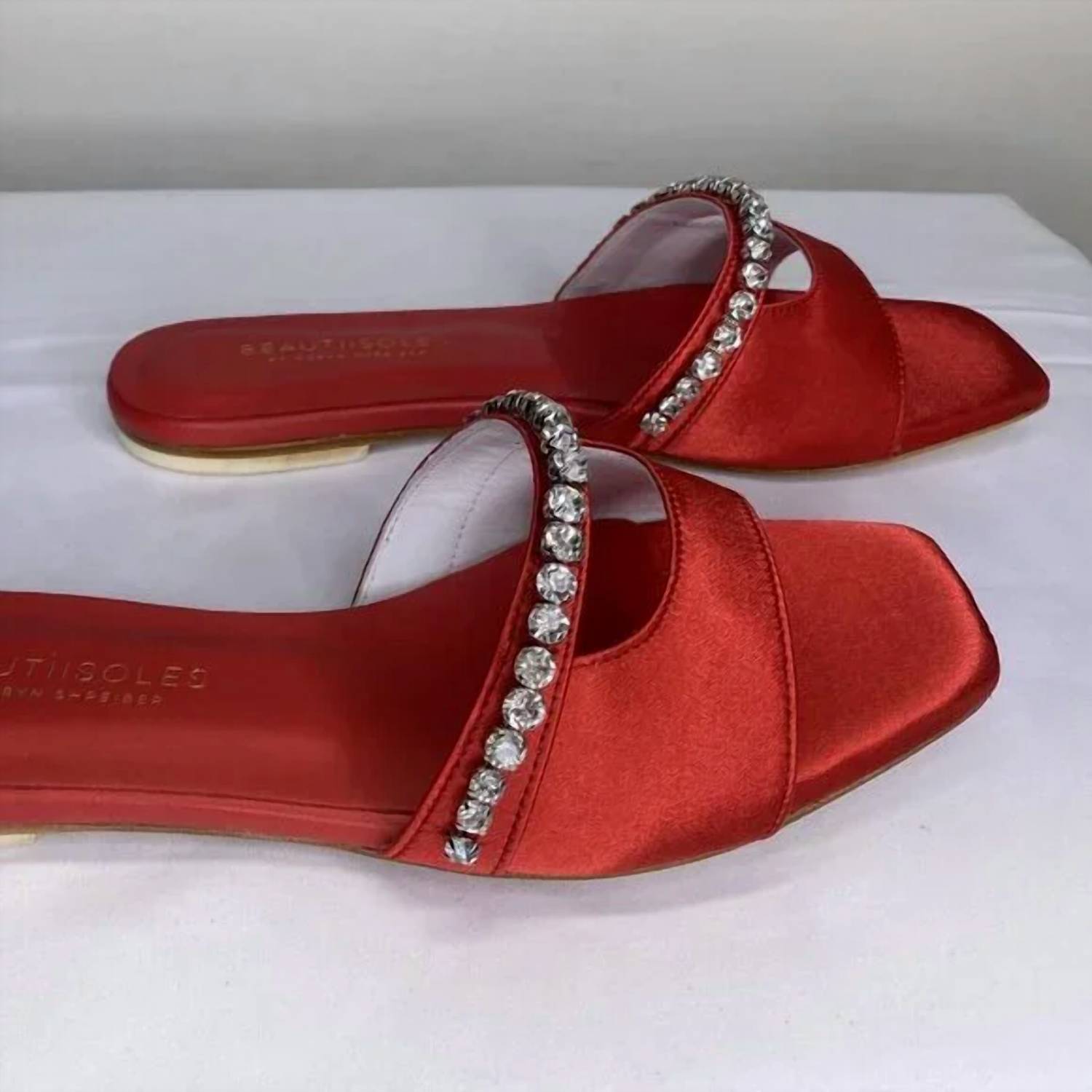 Beautiisoles By Robyn Shreiber - Women's Gemma Slide Satin Flat