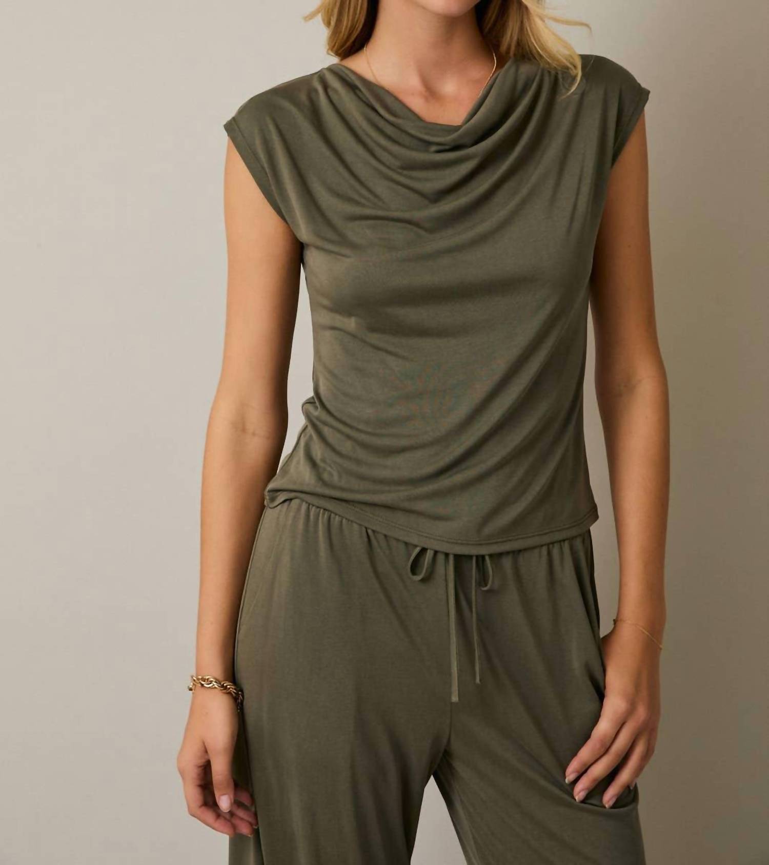 GILLI Cowl Neck Cap Sleeve Top in olive - women's blouse - detail view