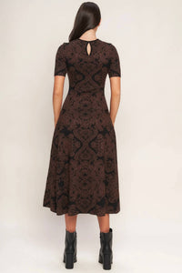 Flying Tomato - Dahlia Jacquard Sweater Knit Metallic Midi Dress