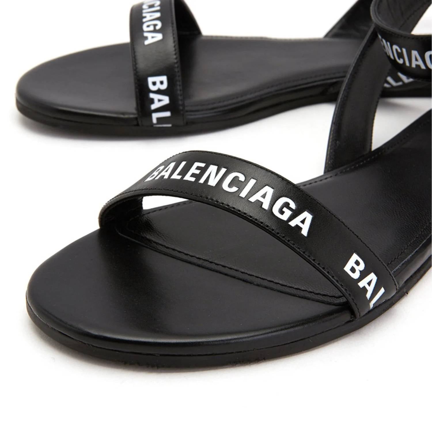 Balenciaga - Women's Round Flat Sandals