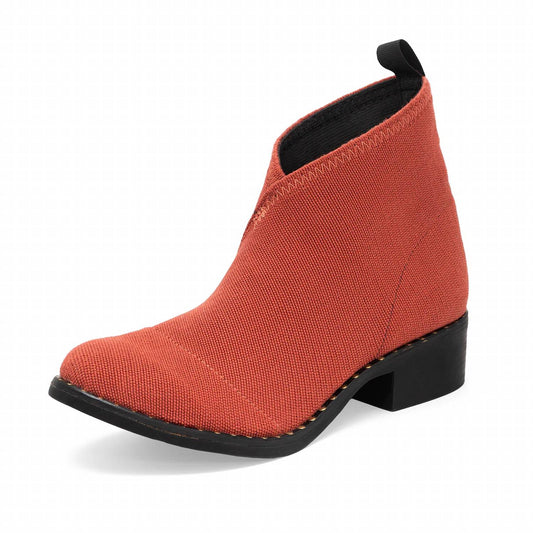 Charleston Shoe Co. - WOMEN'S BARCELONA BOOT