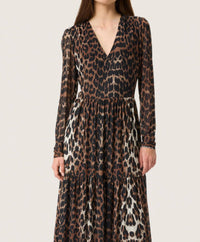 Soaked In Luxury - Valdora Long Sleeves Wrap Midi Dress