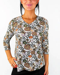 Lulu-B - V-neck Printed Top