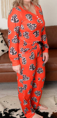 Shirley Stone - Leopard Heart Loungewear Set