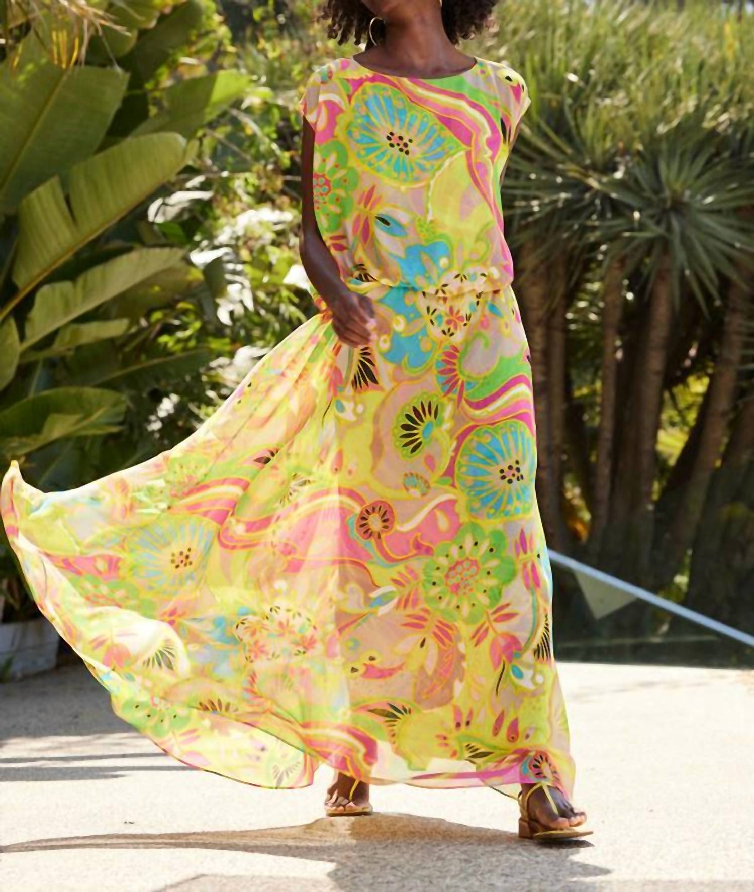 Trina Turk - Vantage Short Sleeve Maxi Dress