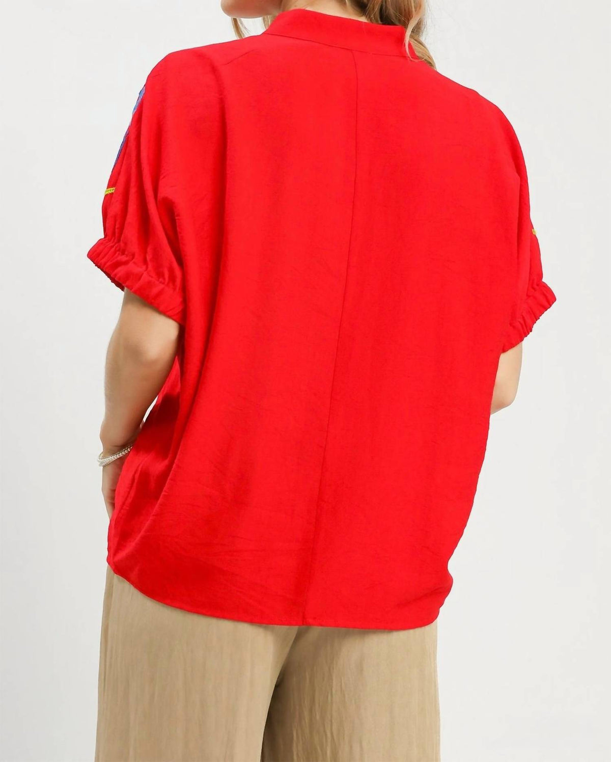 Umgee - V-neck Emboidered Puff Sleeve Top