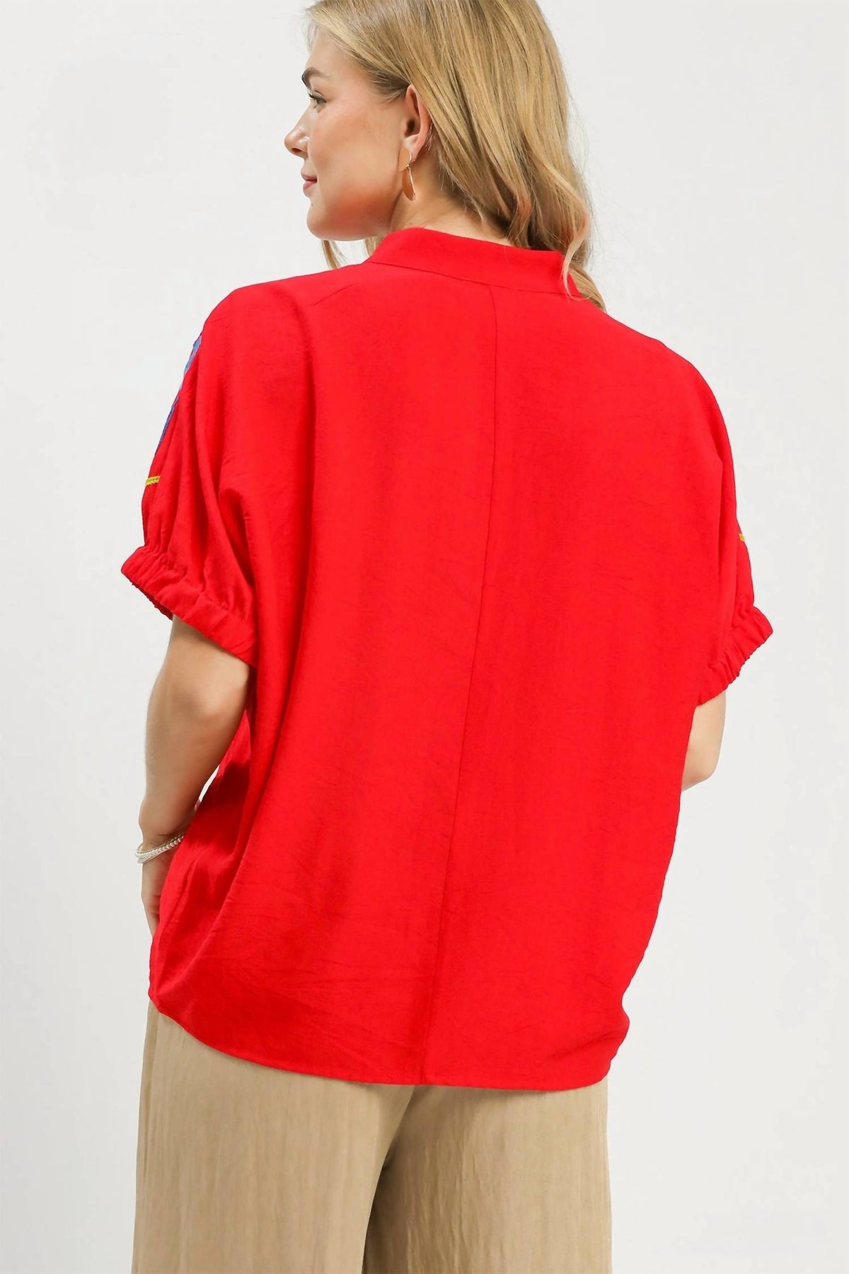 Umgee - V-neck Emboidered Puff Sleeve Top