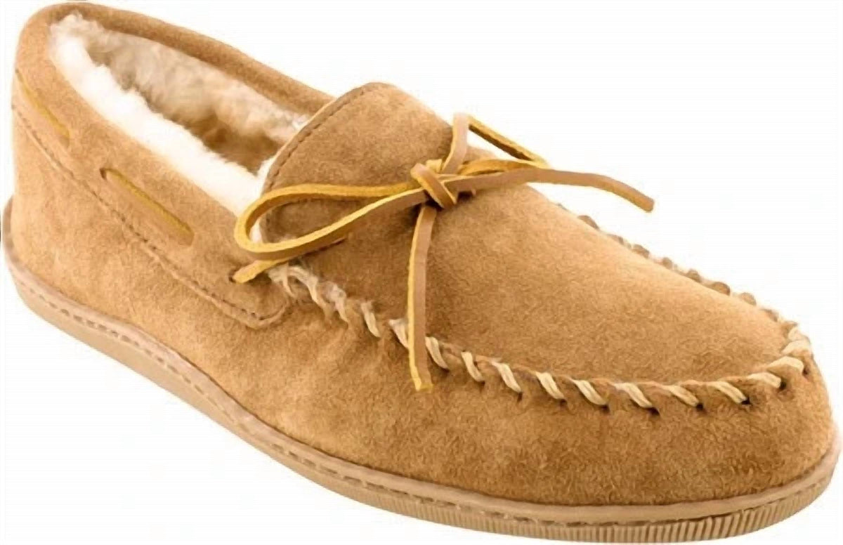 Minnetonka - Men's Sheepskin Hardsole Shoes