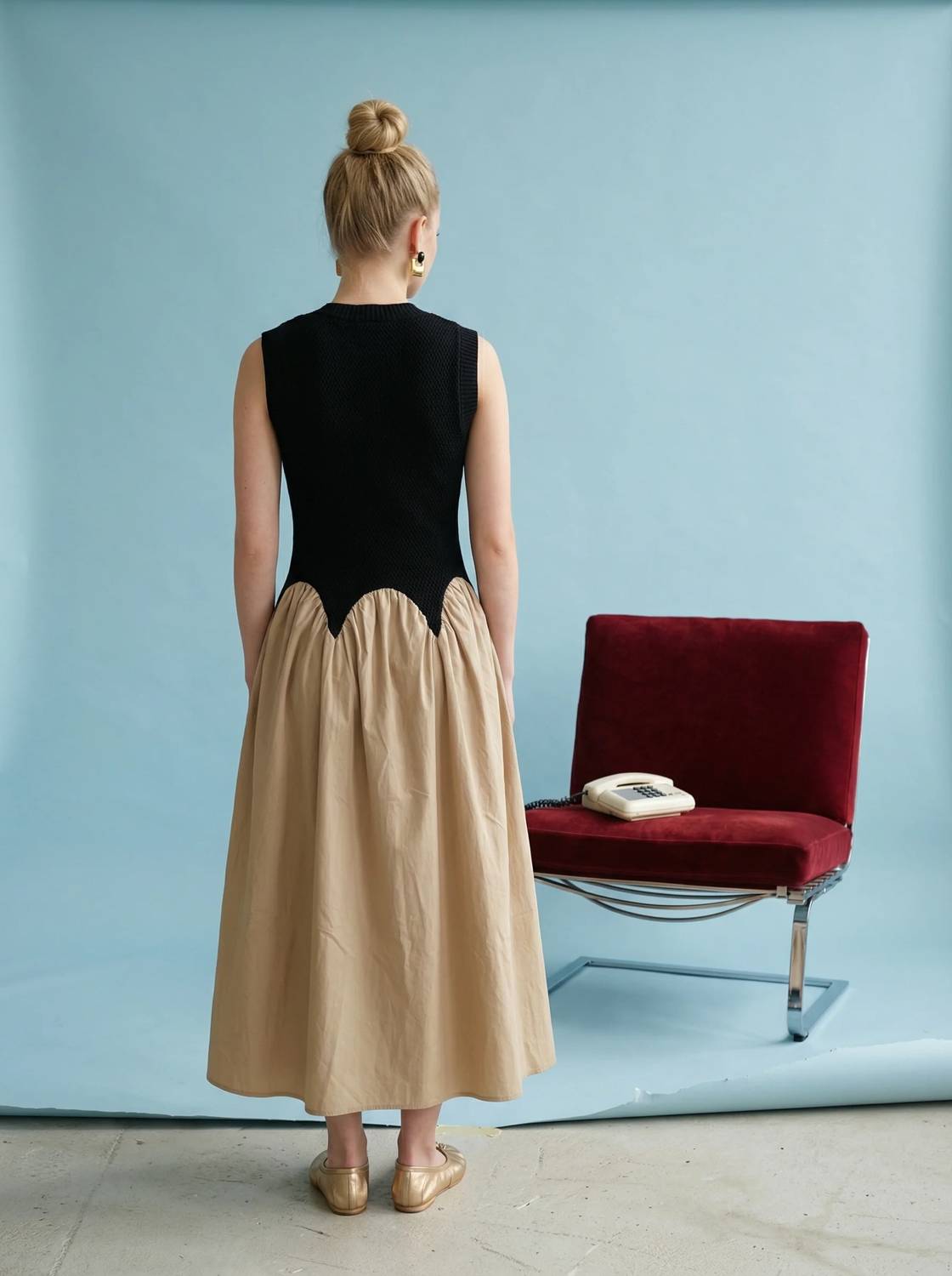 Heyson - Textured Knit Contrast Midi Dress