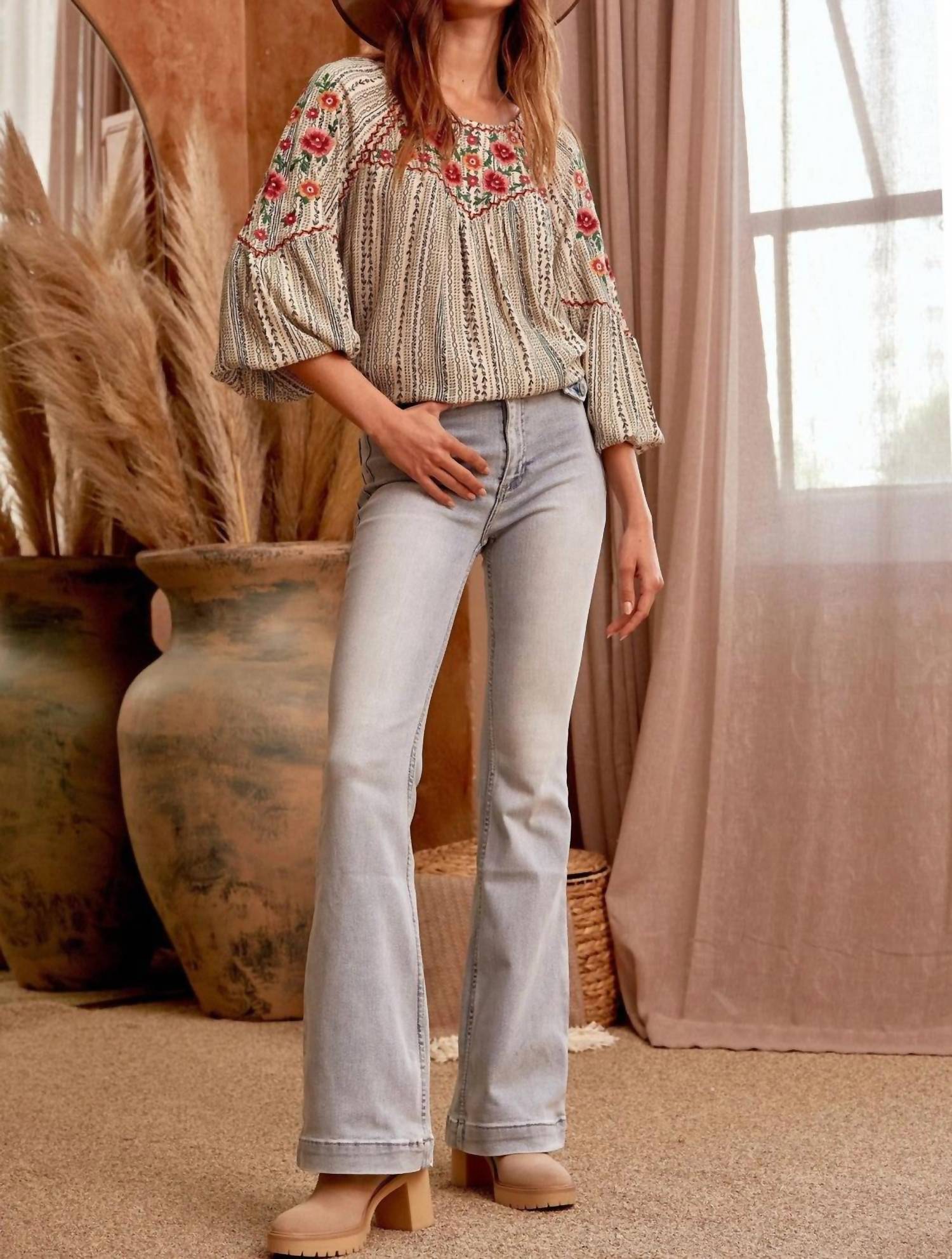 Andree By Unit - Floral Embroidered Printed Blouse