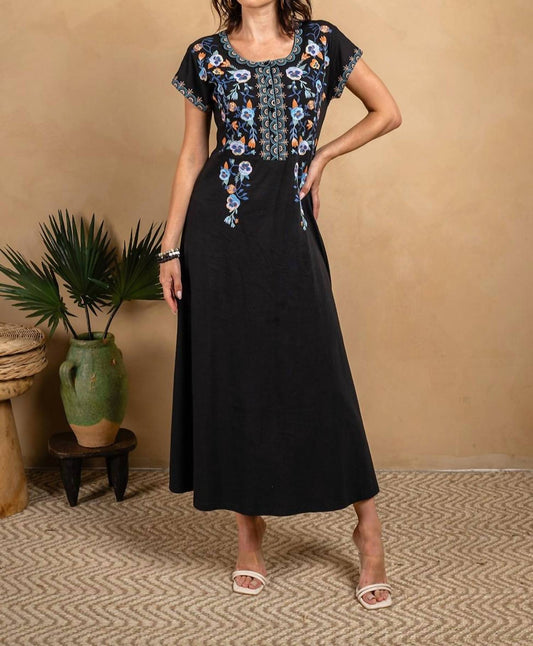 Paparazzi - Embroidered Jersey Knit Maxi Dress