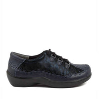 Ziera Women’s Allsorts Shoe – Extra Wide in navy swirl leather - women's sneaker - detail view