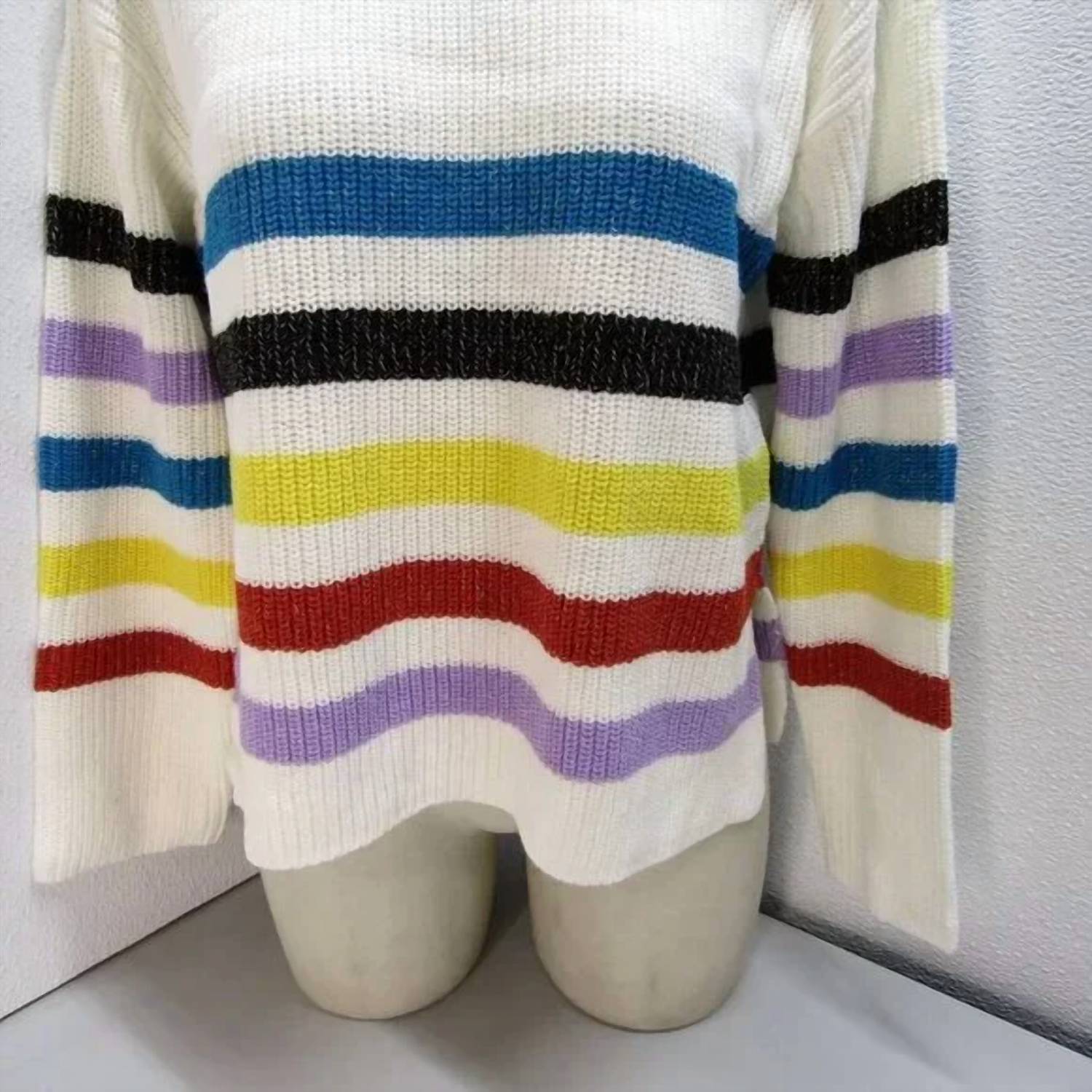 Design History - Women's Cute Crewneck Sweater