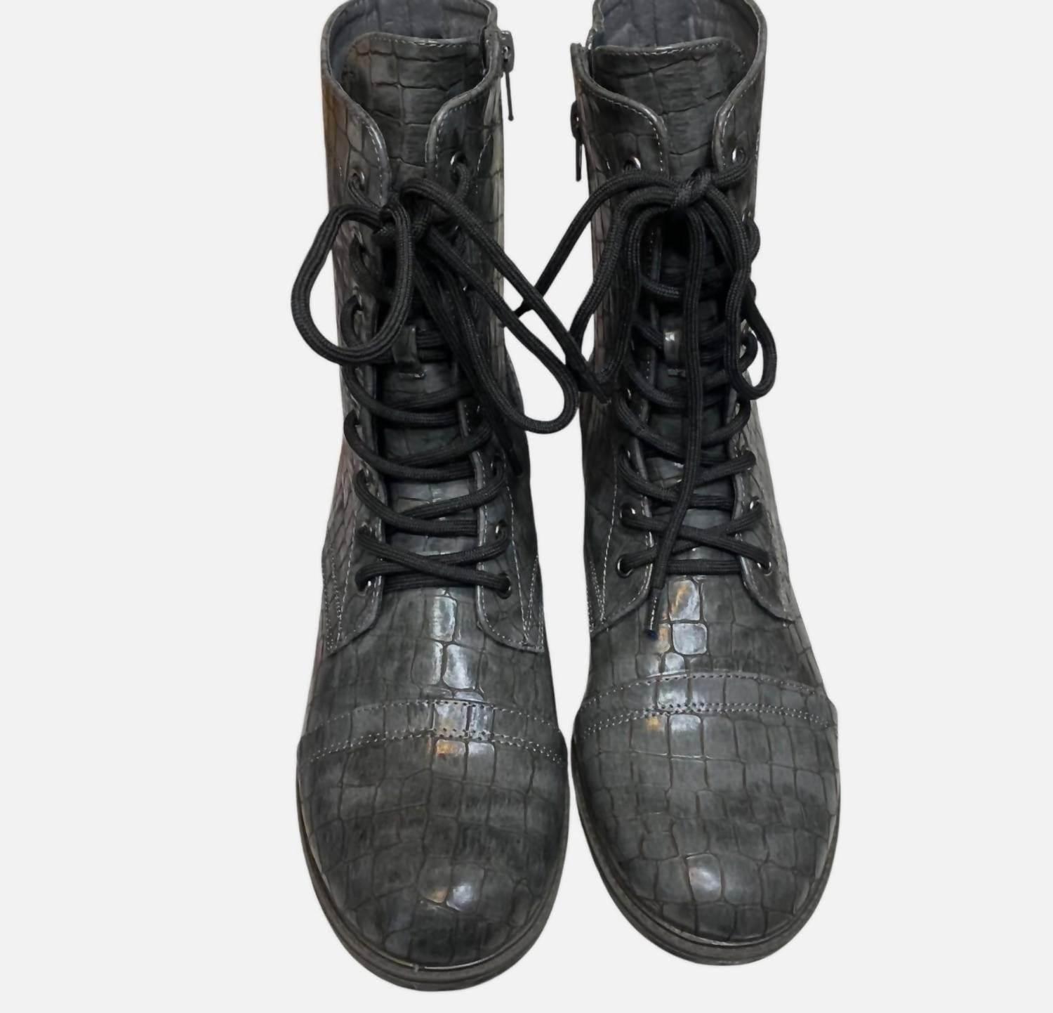 Very Volatile - Women's Animal Print Combat Boot