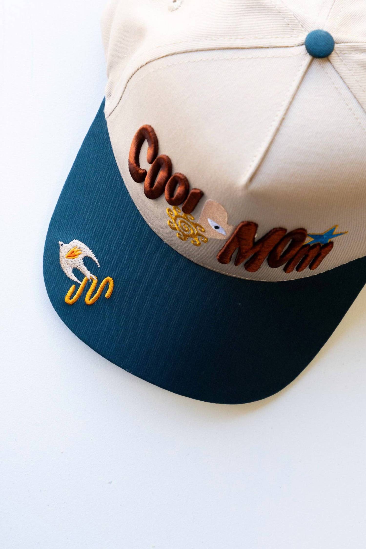 Kaxi - Women's Cool Mom Trucker Hat