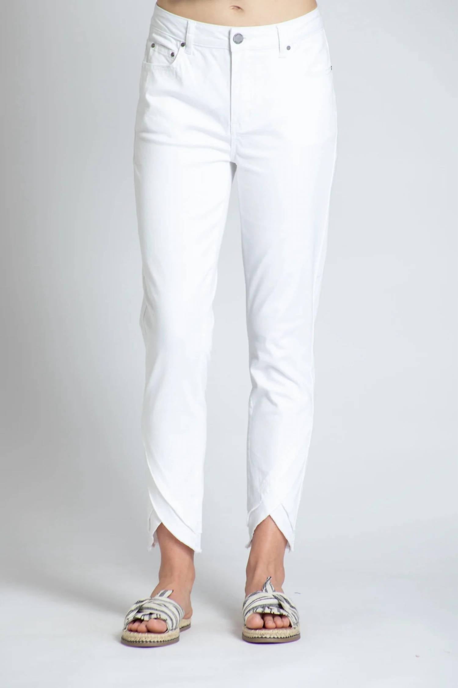 Apny - Double Layer Frayed Tulip Hem Cropped Pants