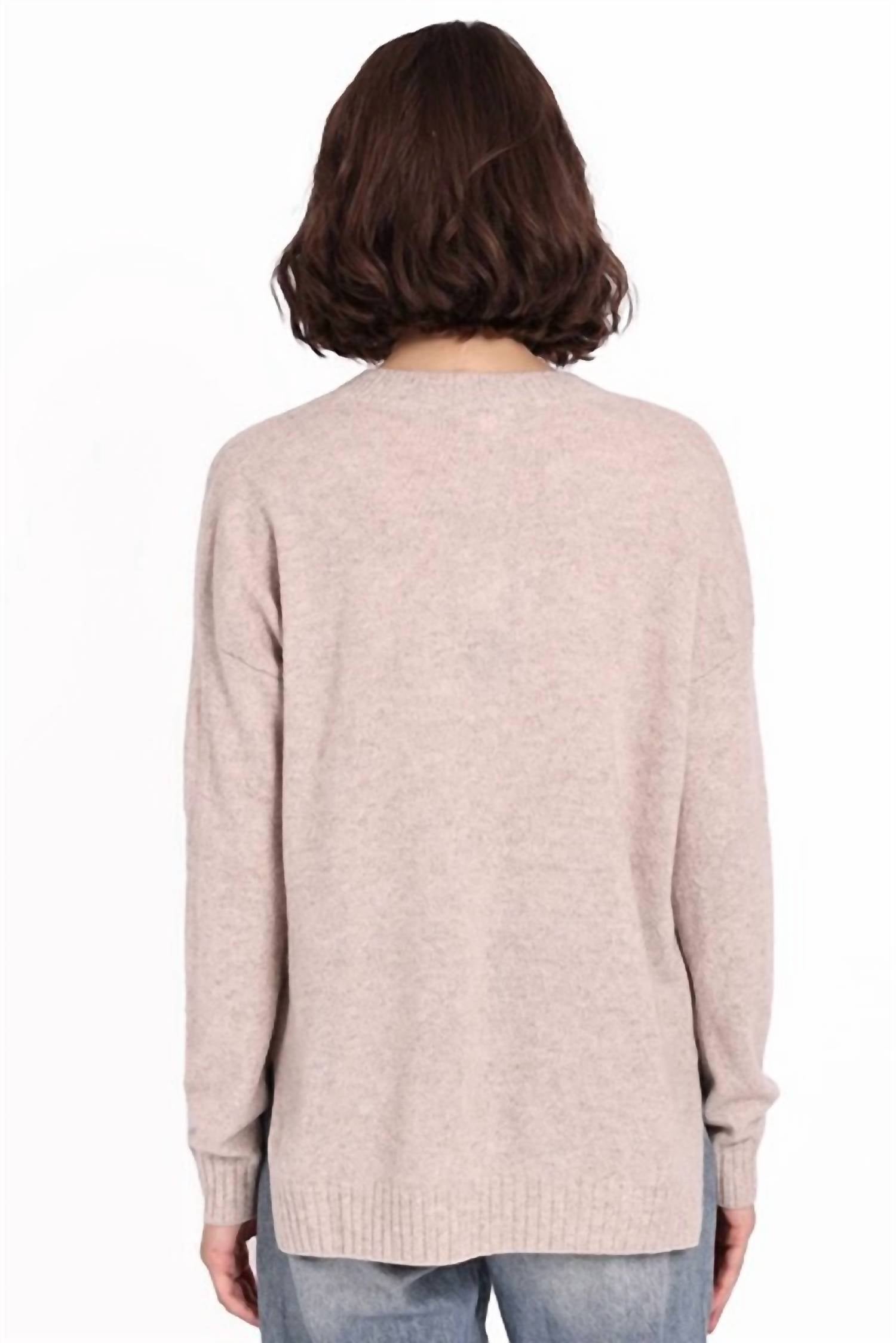 Minnie Rose - Long And Lean V-neck Sweater