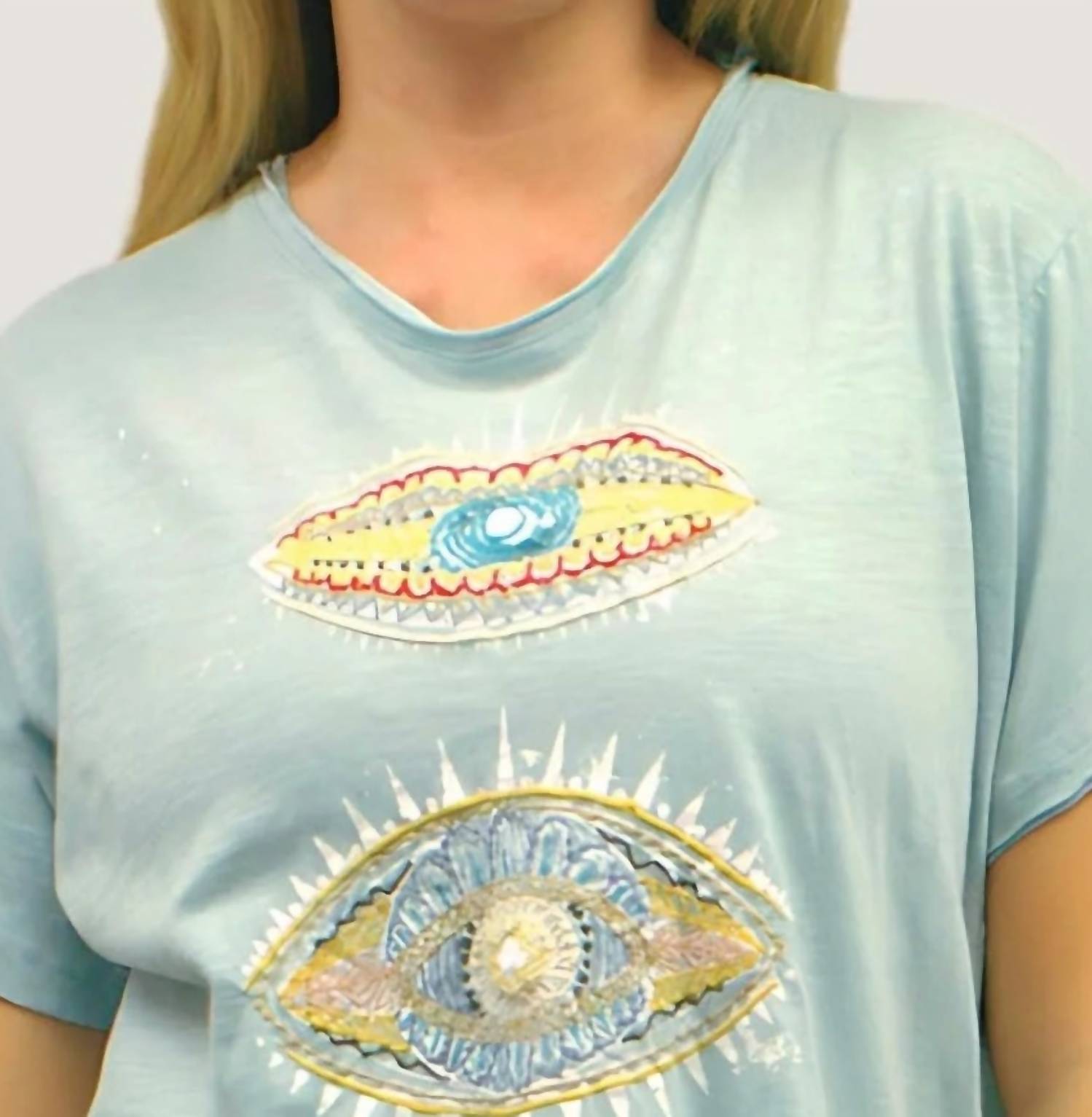 Caite & Kyla - Lula Tee