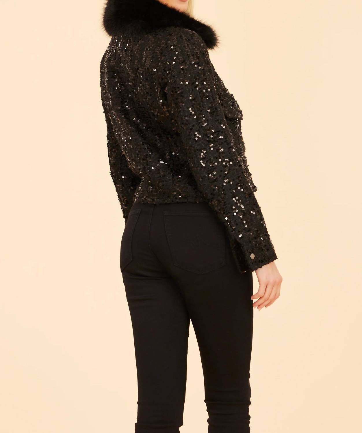 Dolce Cabo - TRIMMED SEQUIN JACKET