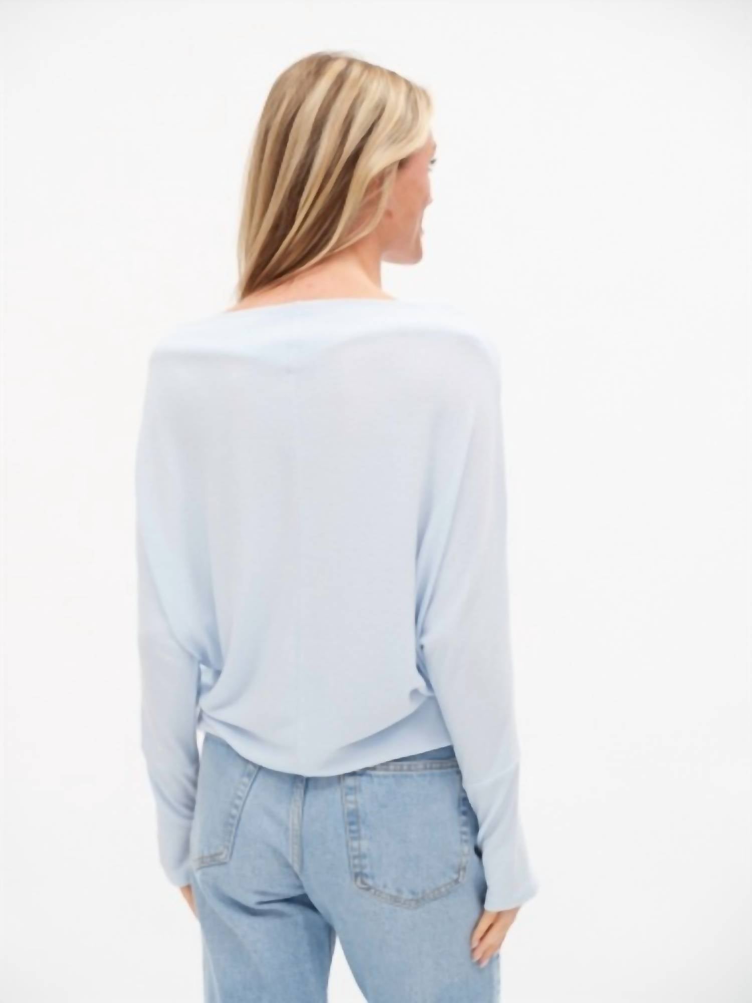 Six/Fifty - The Anywhere Top
