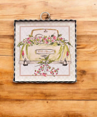 Round Top - “Just Married“ Charm