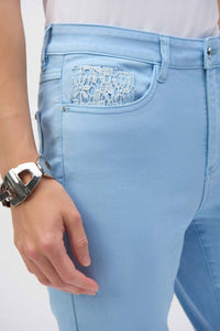 Joseph Ribkoff - Stretch Flare Crop Jeans With Frayed Hem